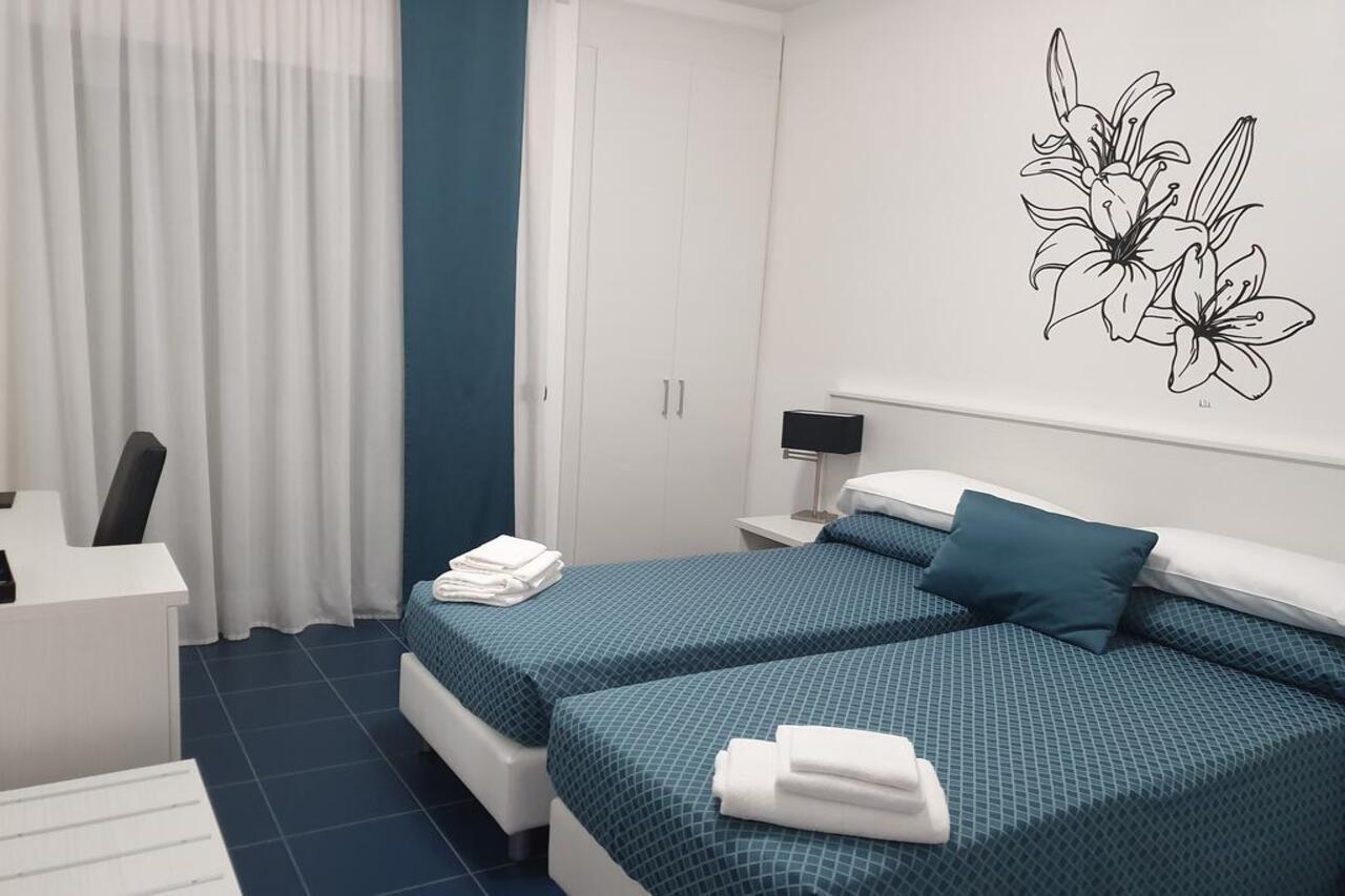 Hotel Villa Chiara Terracina Ngoại thất bức ảnh