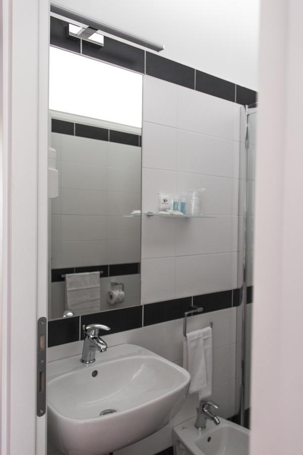 Hotel Villa Chiara Terracina Ngoại thất bức ảnh